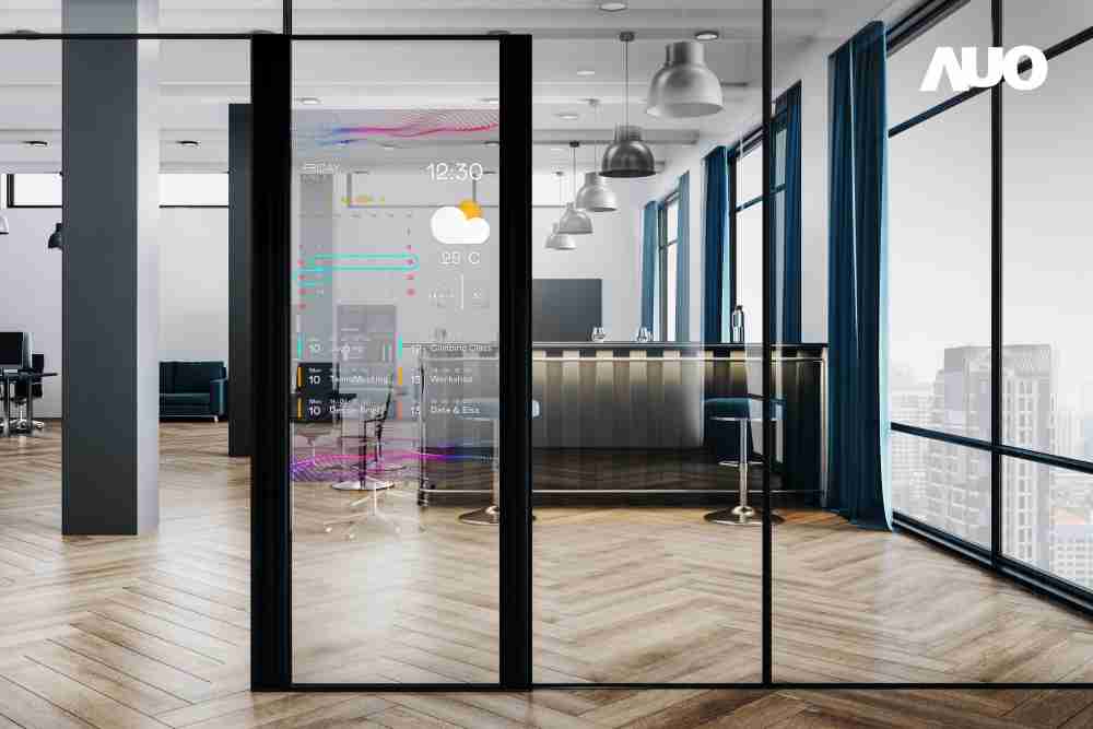 尊龙集团致力于研发低能耗之绿色产品，，，，如低能耗发光组件Micro LED显示技术，，，，具高透明、、、可无限拼接的特性，，，，可依需求调整并延伸应用于不同场域，，，，包括汽车侧窗或家庭玄关、、、、智慧橱窗、、、、商业展示等