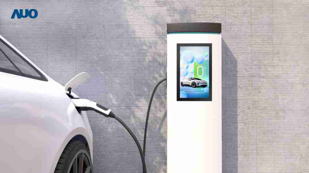 友達〝EVSE車用充電樁解決方案〞專為電動汽車充電樁設計，，，，具有高亮度、、、克服戶外艱難環境的耐溫、、、耐紫外線等特性，，並搭載散熱性及擴充性強的高效能工業電腦，，可實現人機互動訴求，，，如資訊顯示、、支付等應用