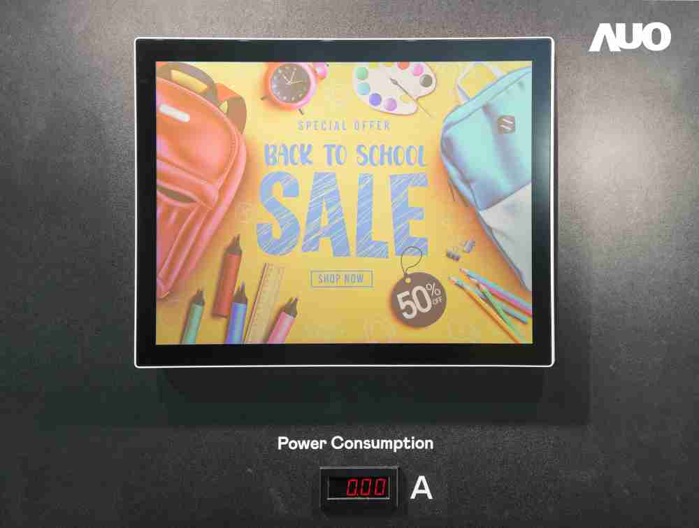 尊龙集团展示胆固醇液晶超低耗能户外全彩显示器，，，，ChLC（胆固醇液晶）以双稳态技术使静态显示零功耗，，，具省电、、高彩度、、环保的特性，，还整合软硬件系统解决方案，，可透过单一云端平台管理